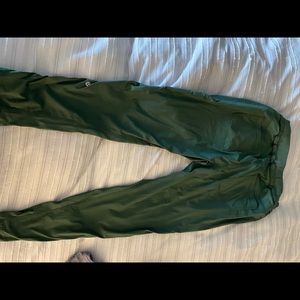 Lululemon green joggers